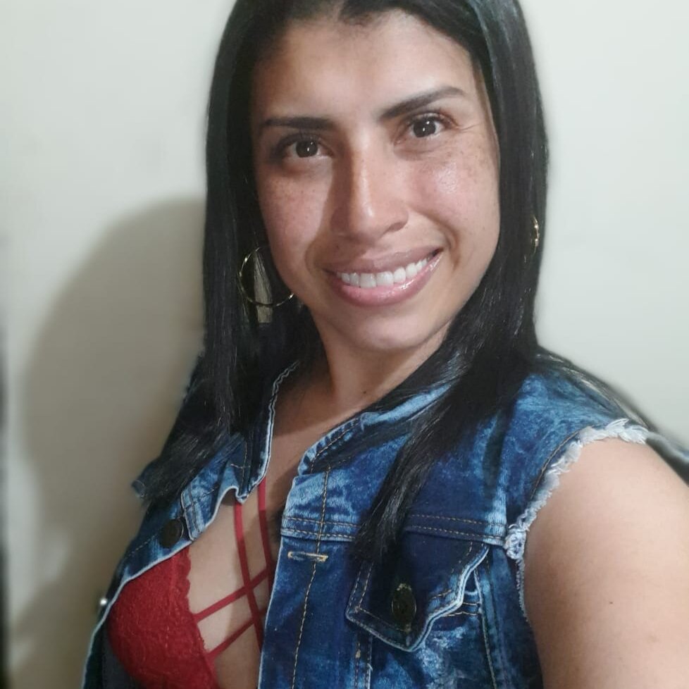 Live sex webcam photo for candy_gl #290106046