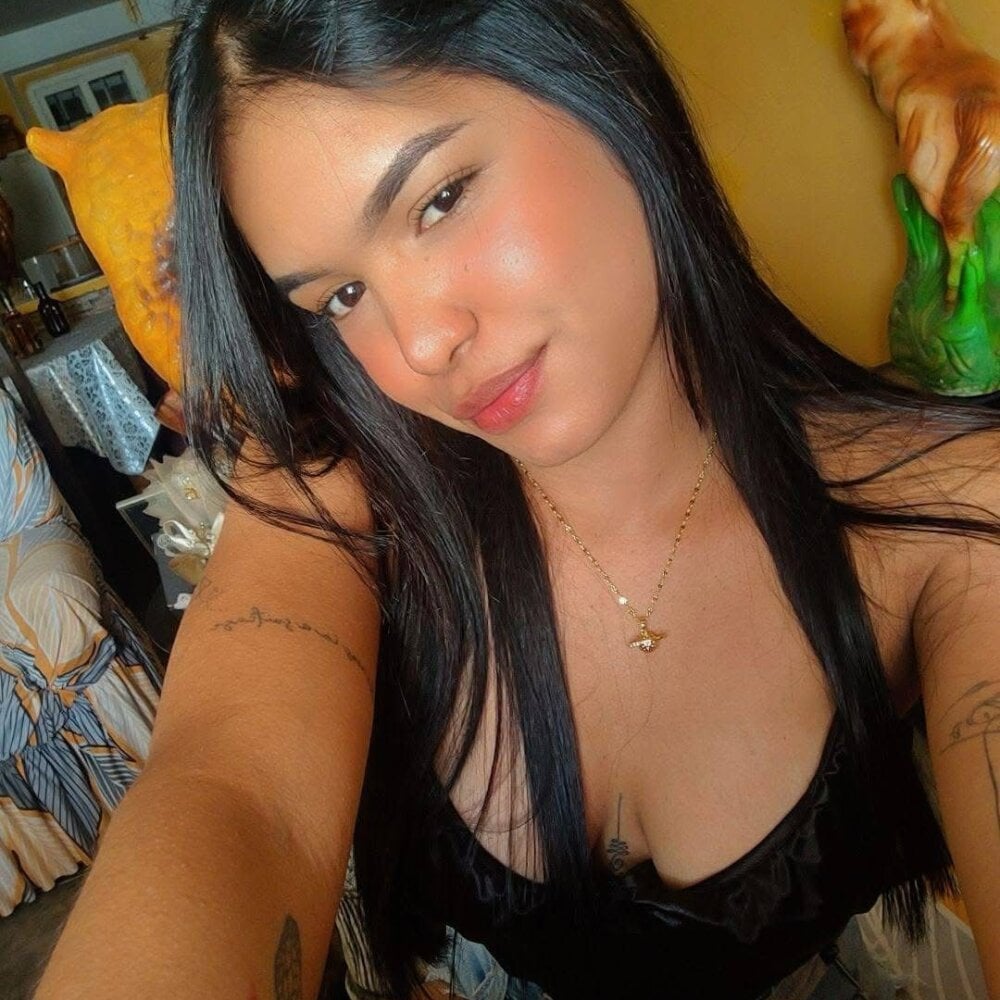 chatnmate.com miaspark25 livesex profile in second-circle-of-hell-lust cams