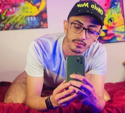 chris_johnson_01 from stripchat