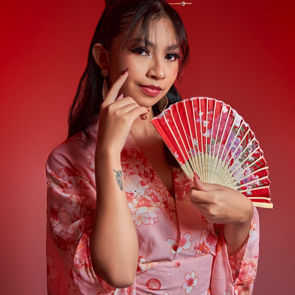 Yommi_Winx profile