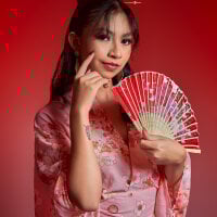 Yommi_Winx's webcam live show