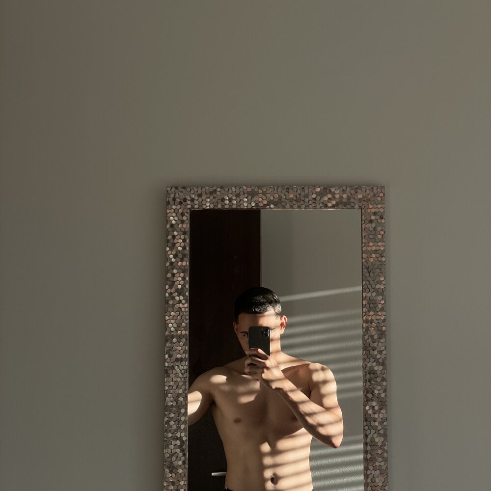 josue_joshua_21 from stripchat