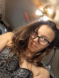 JEWELS21's Offline XXX Chat
