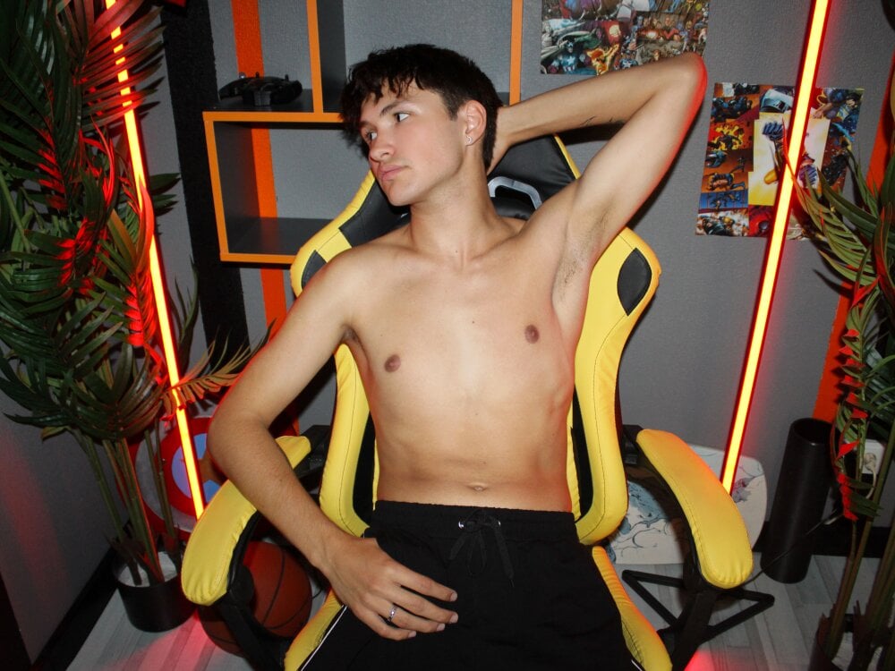 jonnydarka from stripchat