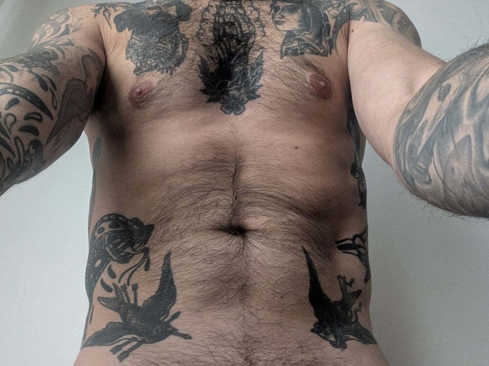 tattedupsir from stripchat