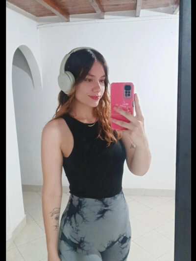 Profile and Statistics for Isa_vkv on StripChat