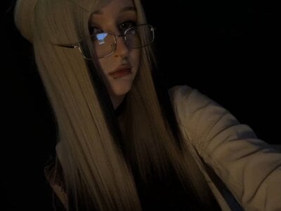 Foxspell Female New Free Webcam Adult