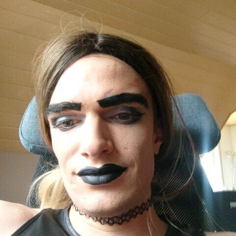 Jade_Bitch Webcam Show | xhamsterlive.com