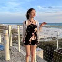 ittyybittykitty's webcam live show