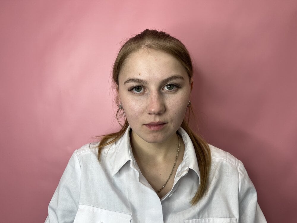 livesex.fan baribuszak livesex profile in granny cams