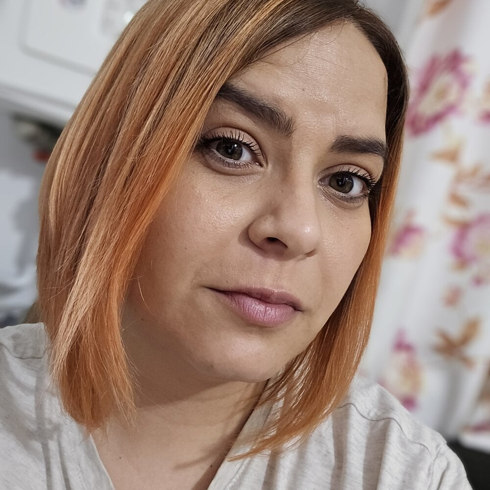 stripchat luna-bbw92 webcam profile pic via livestrip-joy.com