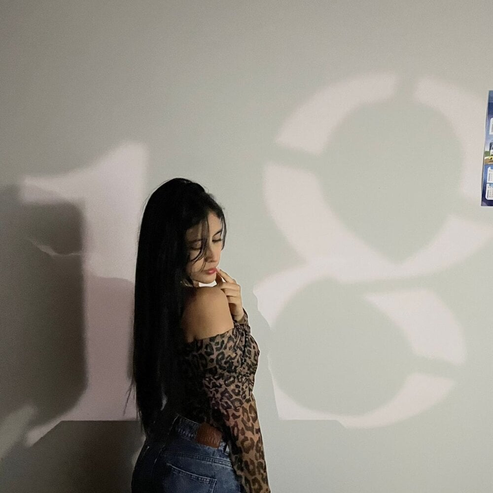 ali_millers from stripchat