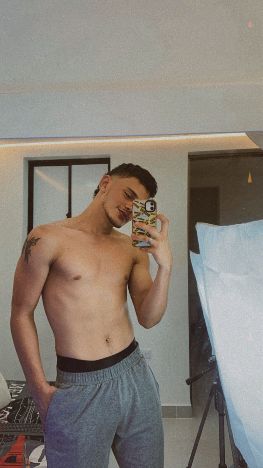 AXELL_BIGDICK