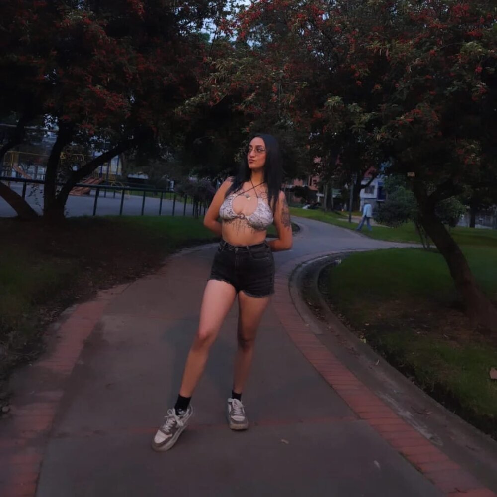 its-cami-zu profile