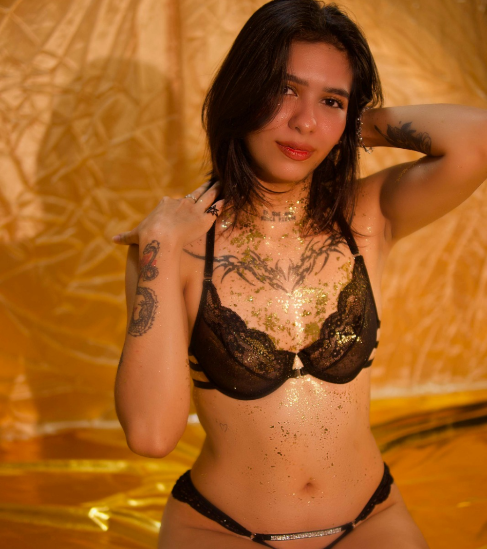 watchgirlcam.com cloeperson livesex profile in from-my-mom cams