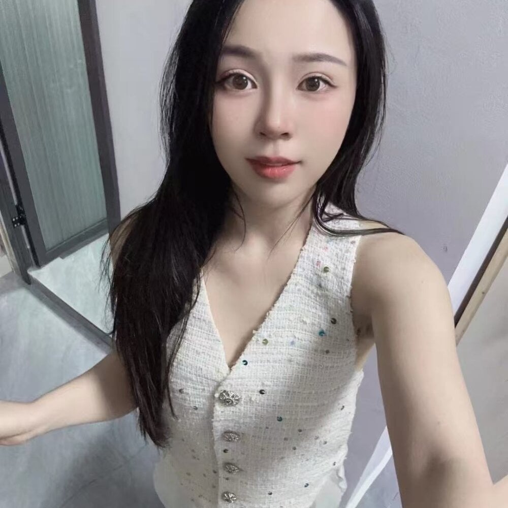 livesex.fan tongtong-2025 livesex profile in im-hiding-in-a-cave-on-the-edge-of-finland cams