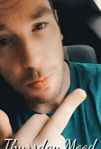 dontHIDEitDIVIDEit's Offline Chat Room