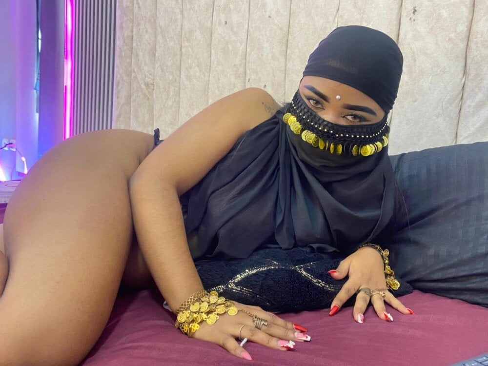 elivecams.com daniella_molina1 livesex profile in in-neighboring-room cams