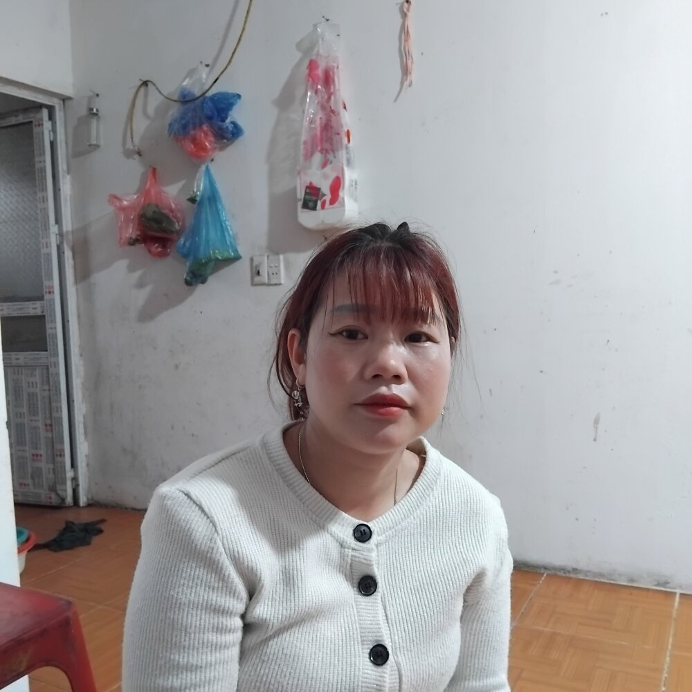 Mplipha live cam model at StripChat