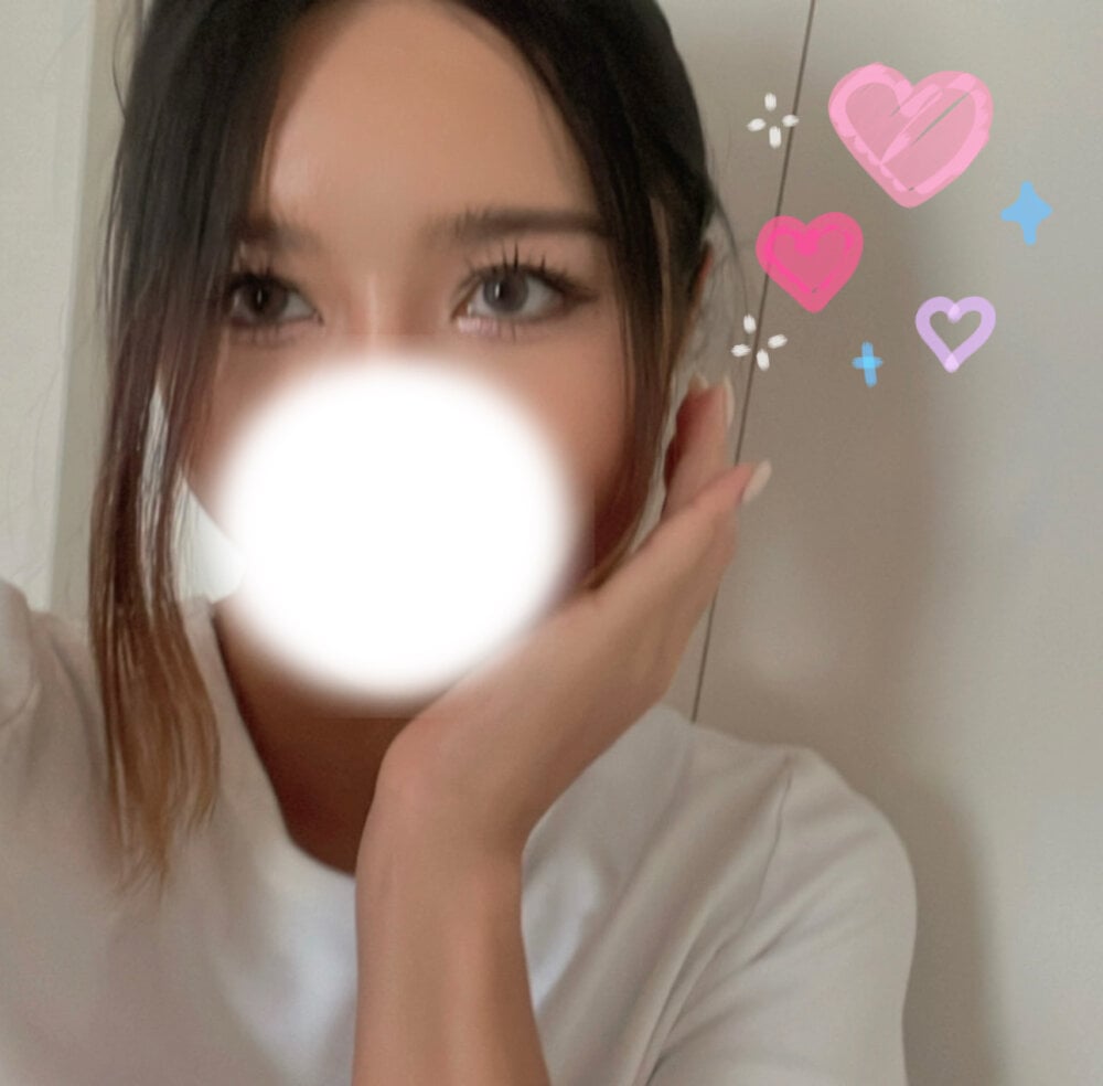 free6cams.com toriyufu livesex profile in black cams
