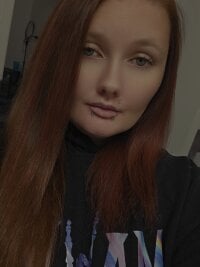 chubbyshygirl92's webcam live show