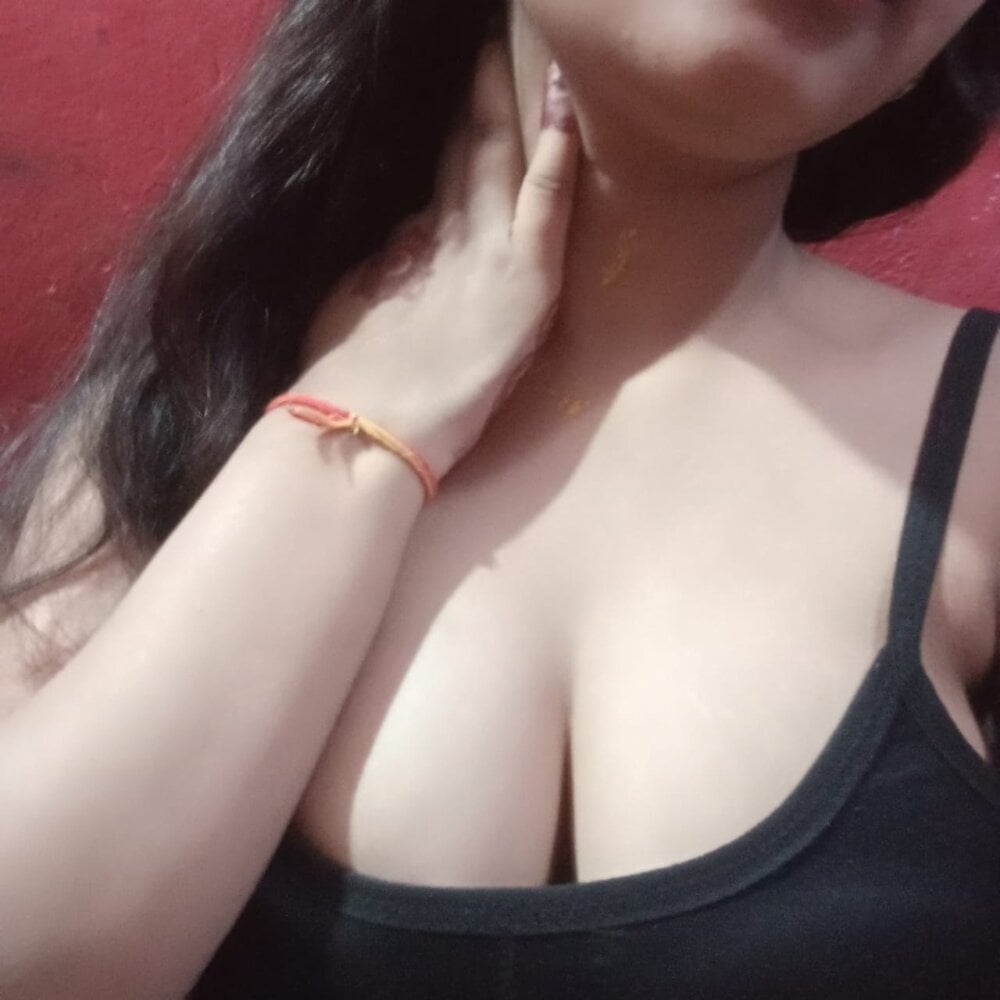 Indian_porn_star profile