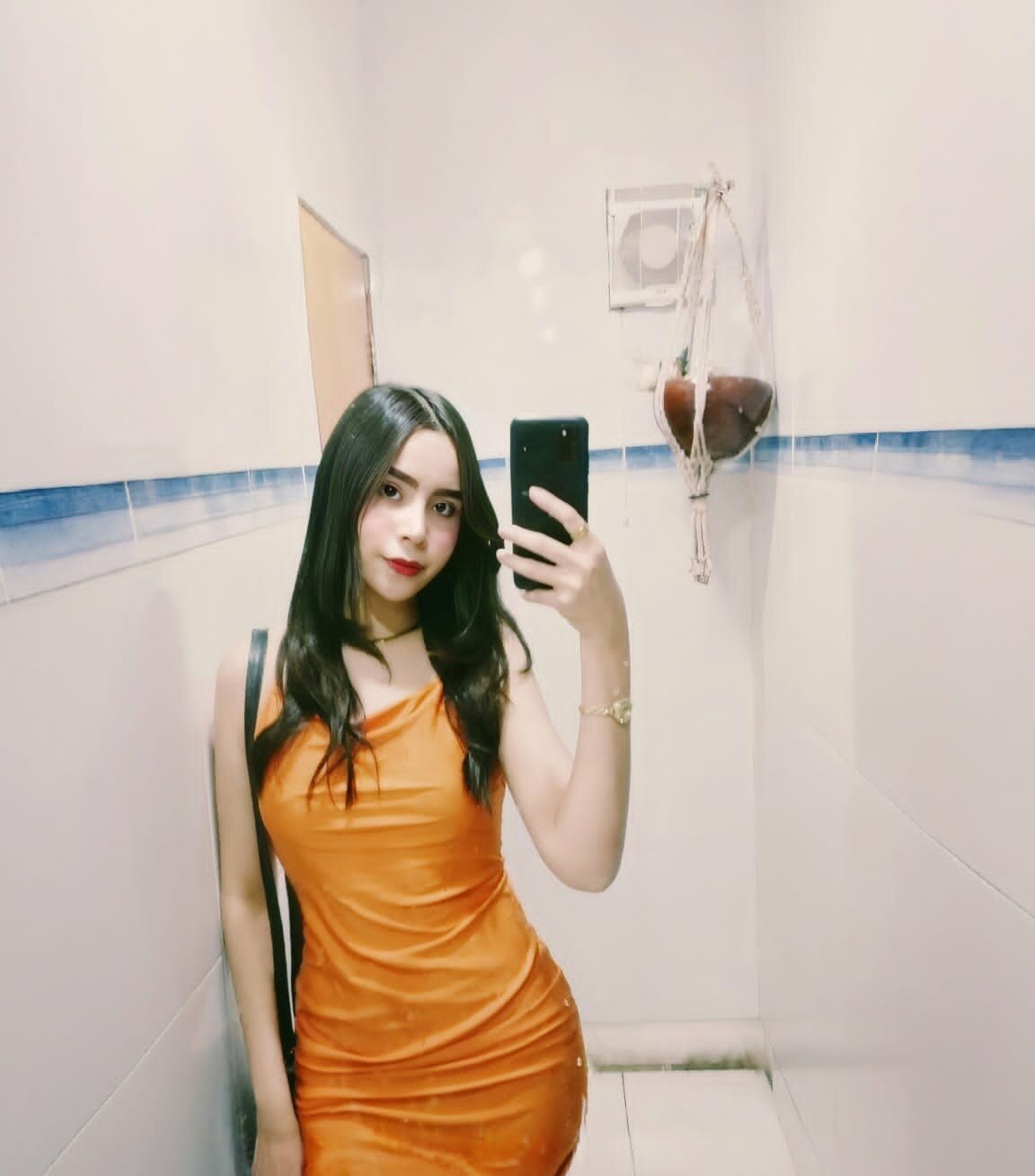 abigail_vertiz124-