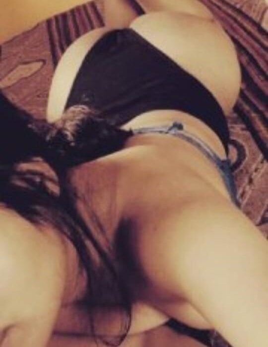livesex.fan WESTERN_BHABHI livesex profile in housewife cams