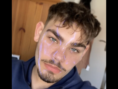 2005maxim20cm Avatar