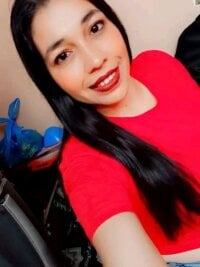 SeleneGomez69's Offline Chat Room