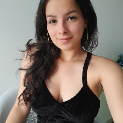 KAARYLOV 👚 adult chat