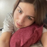 ErlinaBuoy's webcam live show