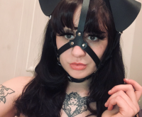 gothmutt's Offline Chat Room