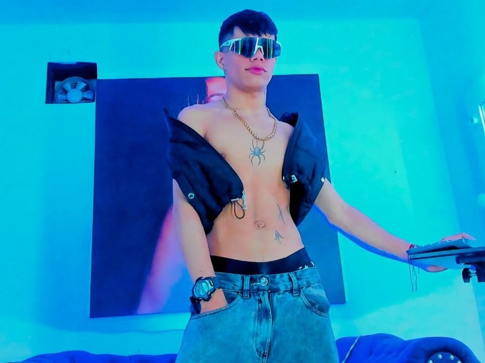 totommy2025 profile
