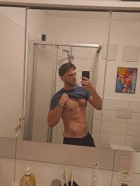 Sexynoah webcam thumbnail