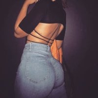 PenelopeVega's Offline Chat Room