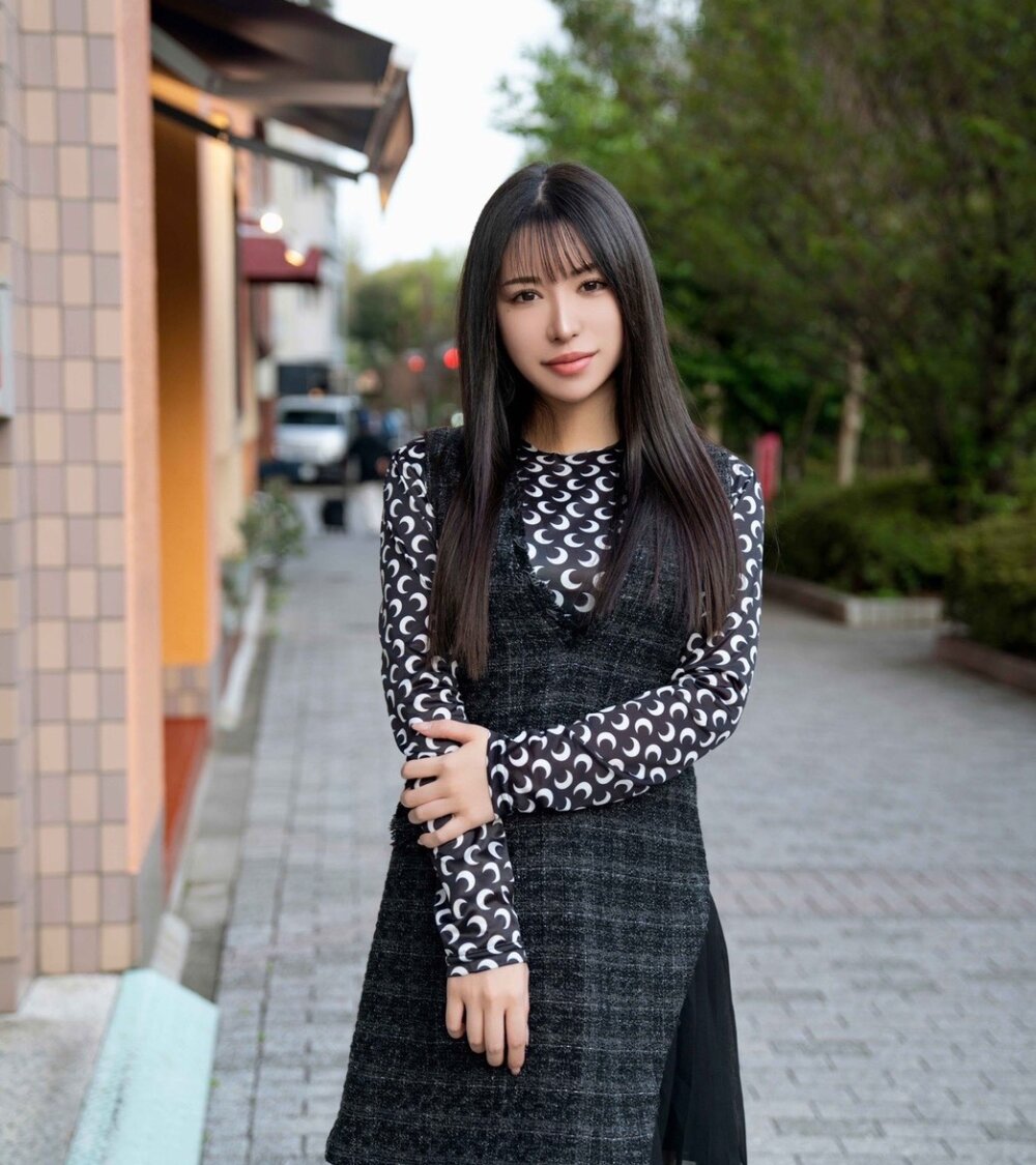 rudecam.live ren-ren-jp livesex profile in on-suitcases cams