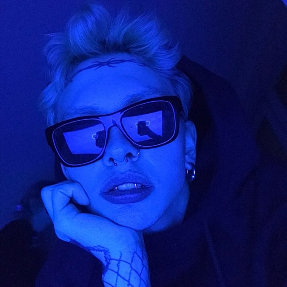 mikki-quncy-stripchat
