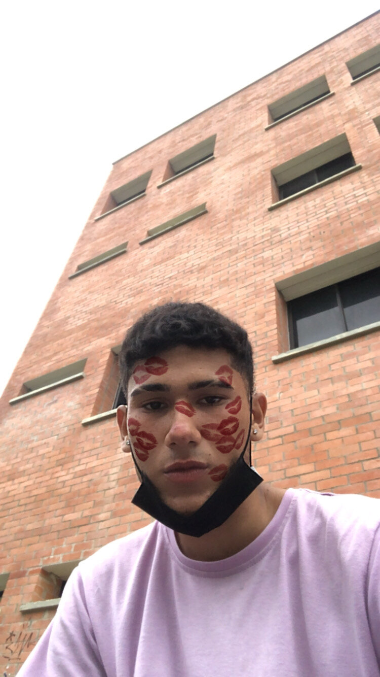 santi_latino