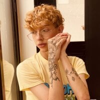 lyamthommpson's webcam live show