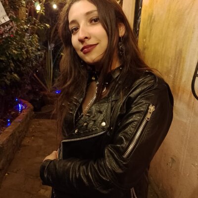 emili_and_sindy 🅱 online naked stream