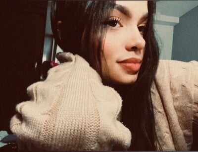 naomie_evans from stripchat