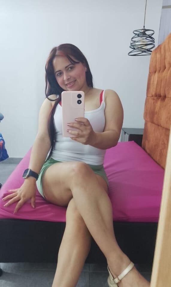 sexlivecamsites.com little_pervert_ livesex profile in do-not-askp cams