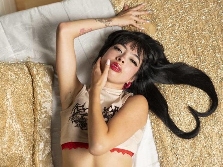 stripchat isis_nova webcam profile pic via sexlivecamsites.com