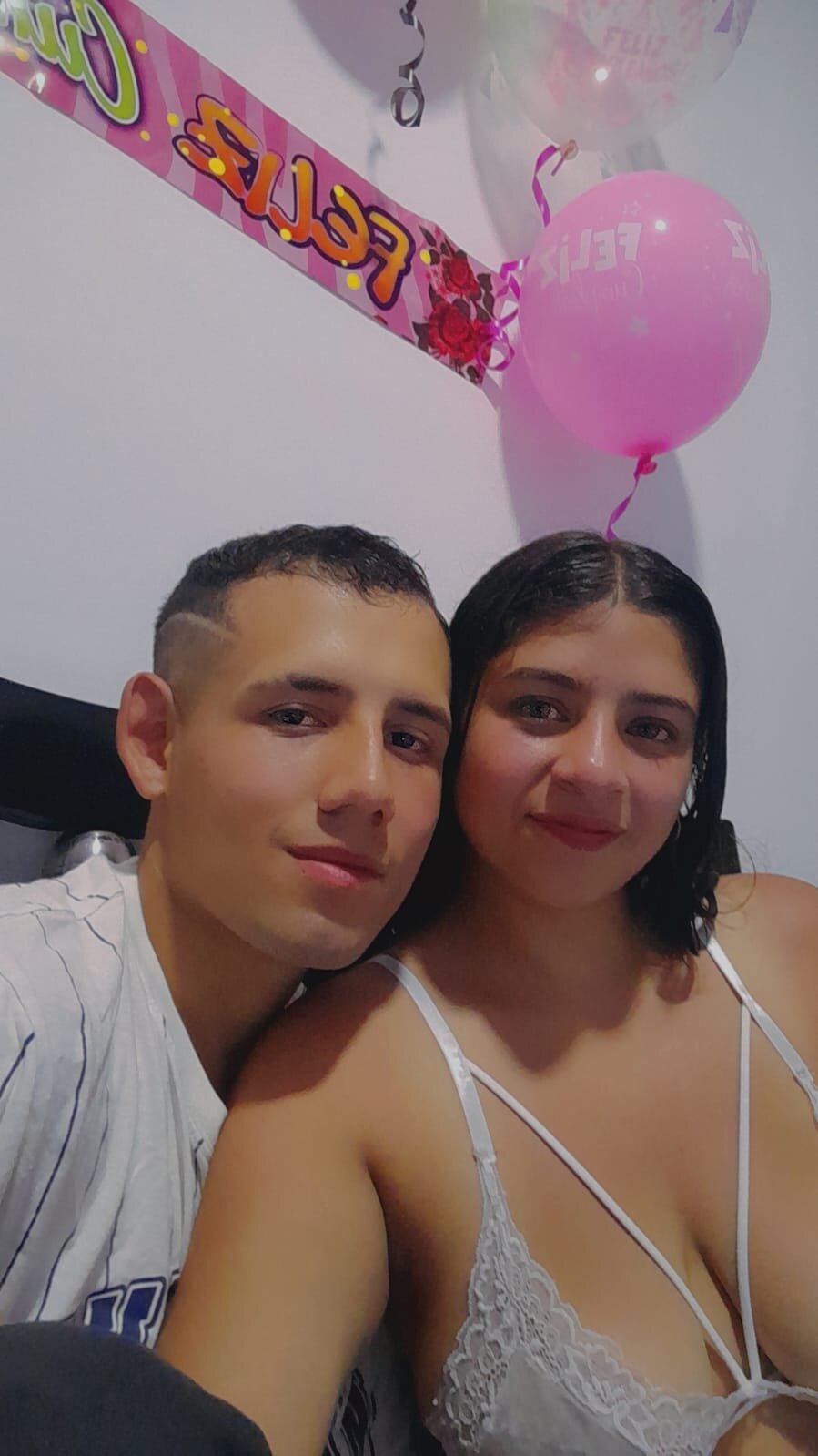 Bugs_And_Lolahot