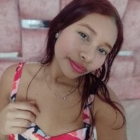 Melissapink_'s Offline Chat Room