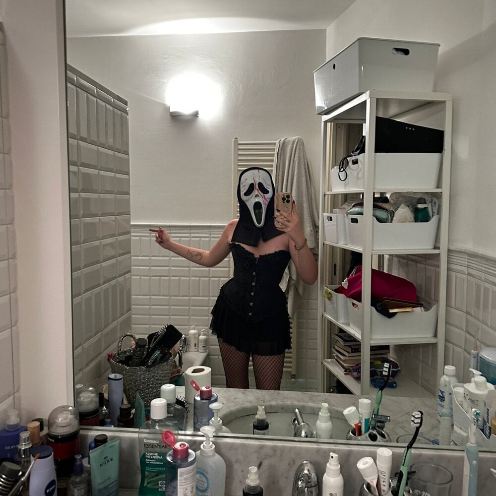 creamycamiwhite profile