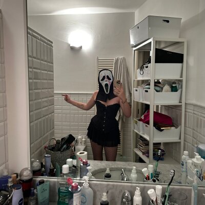 Creamycamiwhite
