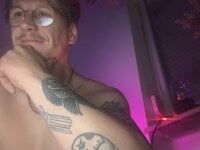 HoldTheVision's webcam live show