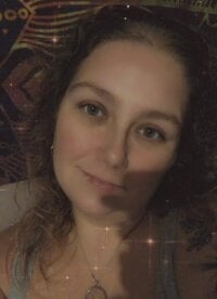 Hippiechik73's Offline Chat Room